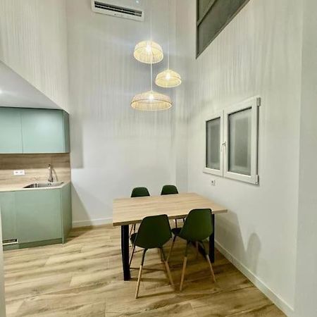 Gran Apartamento A Pie De Calle Valencia Exteriör bild