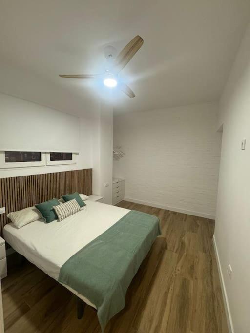 Gran Apartamento A Pie De Calle Valencia Exteriör bild