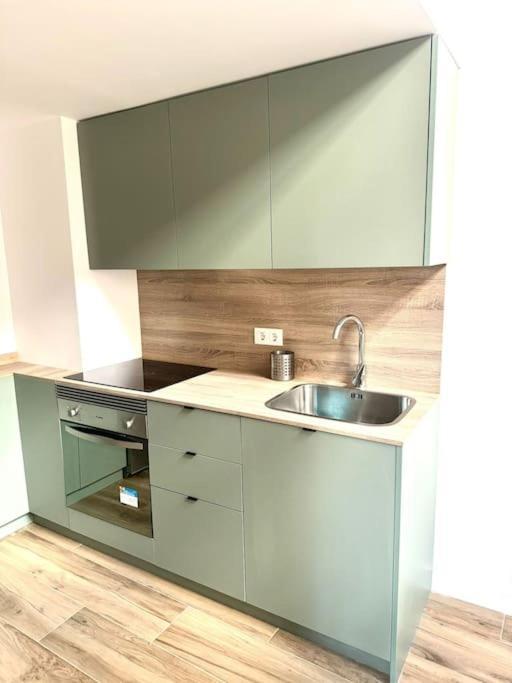 Gran Apartamento A Pie De Calle Valencia Exteriör bild