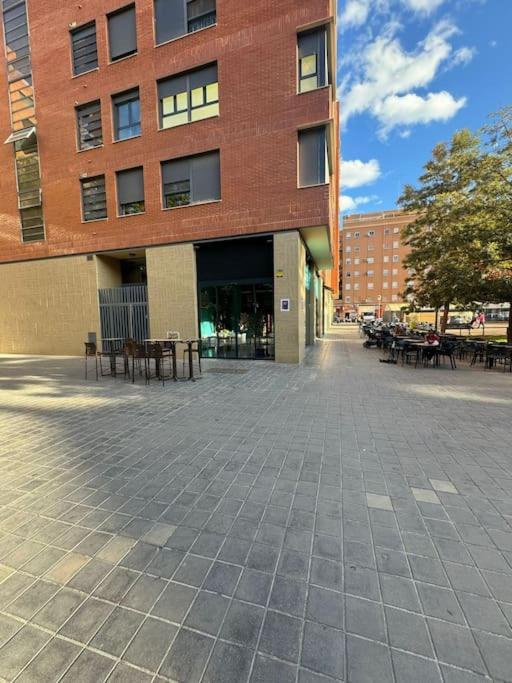 Gran Apartamento A Pie De Calle Valencia Exteriör bild