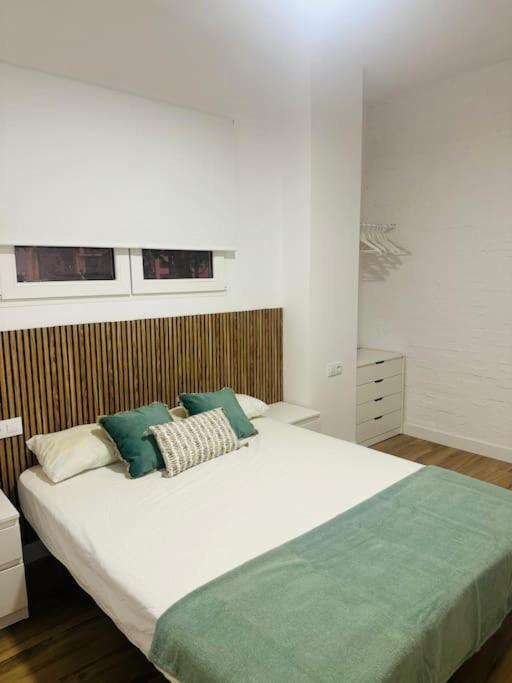 Gran Apartamento A Pie De Calle Valencia Exteriör bild